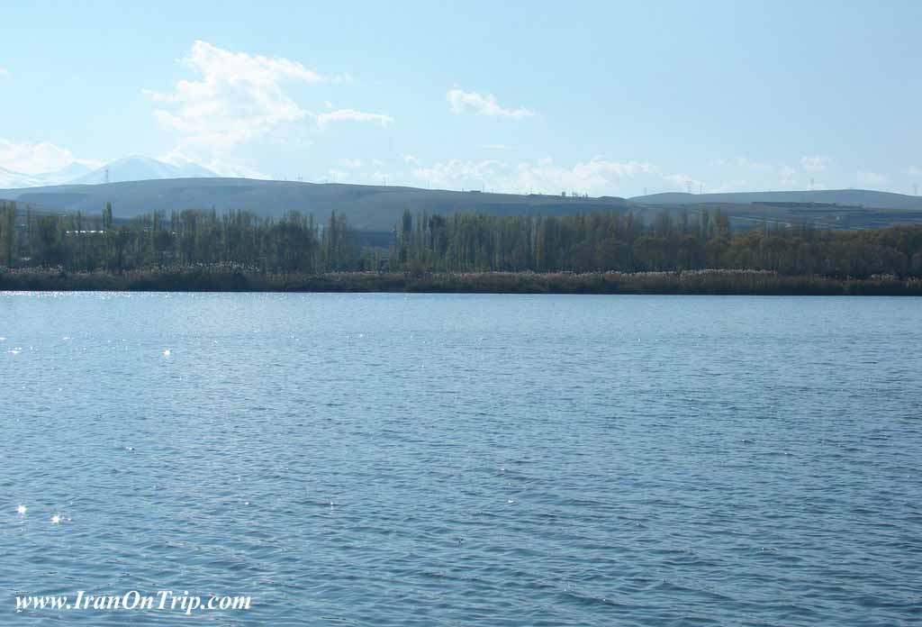 Quru Gol Lake