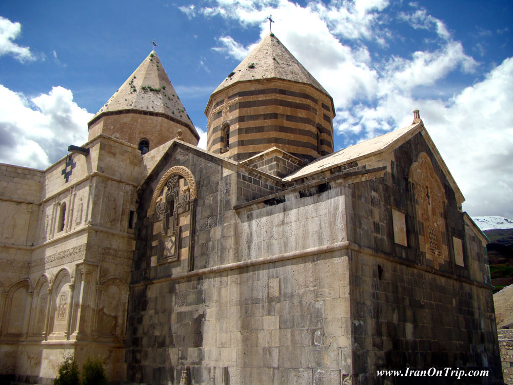 The Saint Tatavous Monastery or the Ghara Kelissa