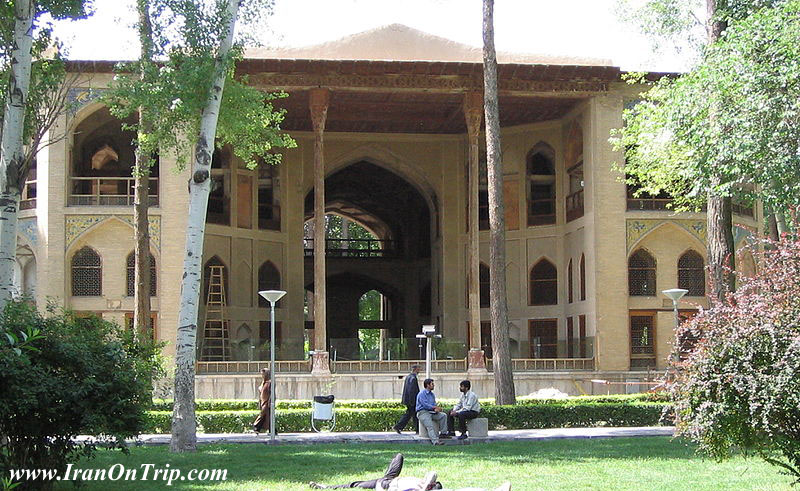 Kakh-e-hasht behesht esfahan