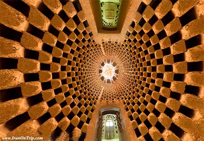 Isfahan Pigeon towers-Pigeon towers of Isfahan